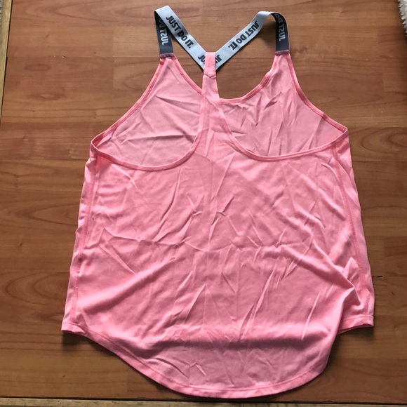 Women’s Nike Tank Top - Picture 2 of 5
